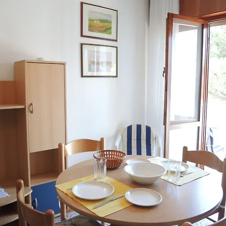 Bright Flat In Bibione Pineta - Beahost