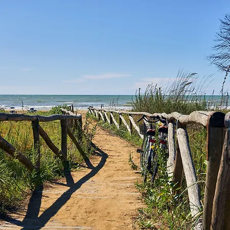 Bright Flat In Bibione Pineta - Beahost